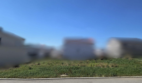 Plot of land 500sqm without building obligation in a great location in Lippertshofen