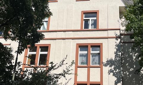 First occupancy after renovation! Beautiful, bright 3-room apartment with balcony
