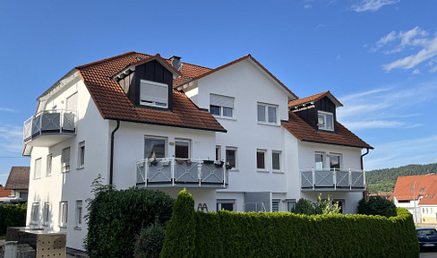 Balingen 3 Zi.  Wohnung Renoviert Balkon Garage EBK Ausbaureserve Stellplatz