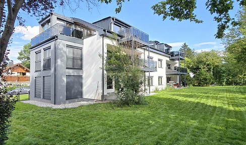4,5-Zimmer-Wohnung mit großem Garten und großem Hobbyraum in Ottobrunn