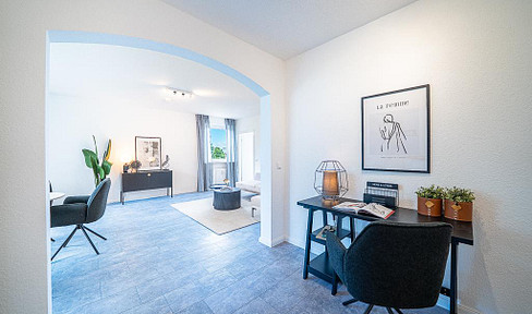 ***Bright - light-flooded apartment, 2.5 rooms with balcony***