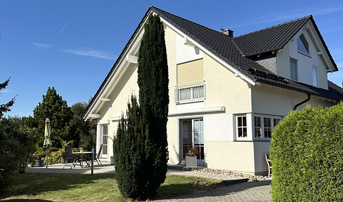 Fantastic detached house in Chemnitz-Adelsberg - in a prime location with panoramic views!