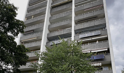 Helle und komplett renovierte 3,5-Zimmer-Wohnung in Röthenbach a.d. Pegnitz