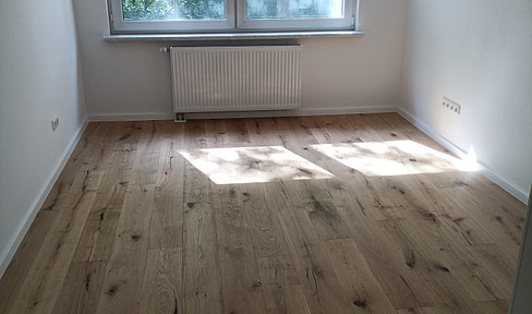 Exclusive renovated 4-room apartment near Wiesbaden main station (Dichterviertel) without estate agent costs