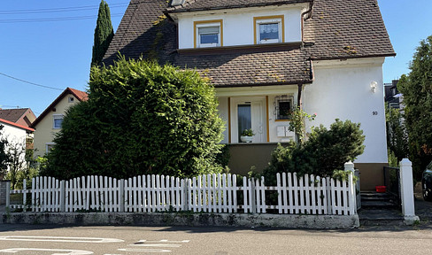 Detached 2-family house with adjoining building plot & beautiful garden