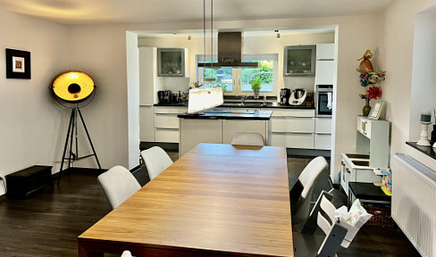 Modern EFH with conservatory, sauna, beautiful garden, WITHOUT estate agent