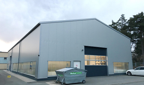 Modern self-supporting hall with office space for rent, Mühllach, Röthenbach