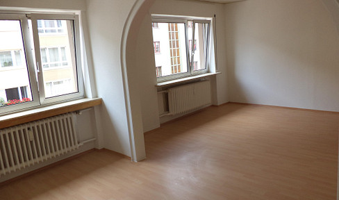 Large 3ZKB in the new town - suitable for shared apartment