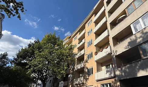 Bright, practical apartment in a sought-after Wilmersdorf location