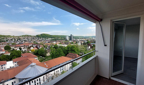 Helle 3-Zimmerwohnung mit fantastischem Ausblick über Lörrach mit Garagenstellplatz