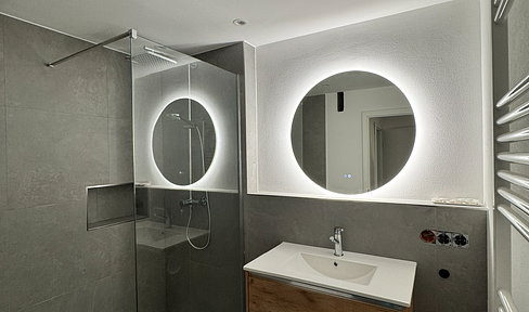 First occupancy after renovation – bright 3.5-room apartment with a well-designed layout and a southwest-facing balcony.