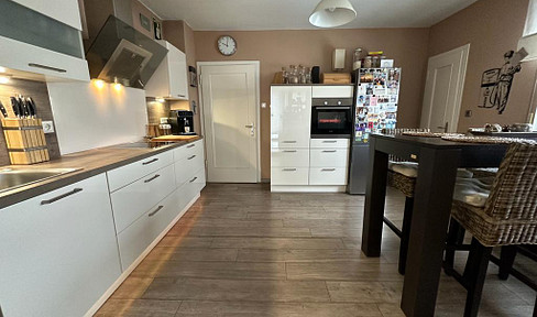 CENTRAL LOCATION! Well-maintained, mostly accessible apartment on the 1st floor, requiring only minor cosmetic renovations, located in a renovated multi-family building.