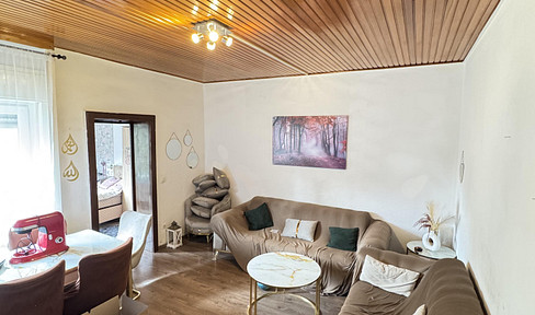 Beautiful first floor apartment with terrace for rent
