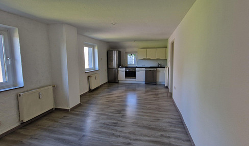 Small apartment with fitted kitchen