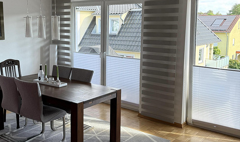 Stylish 3-room apartment, upscale furnishings, quiet and bright in a prime city center location