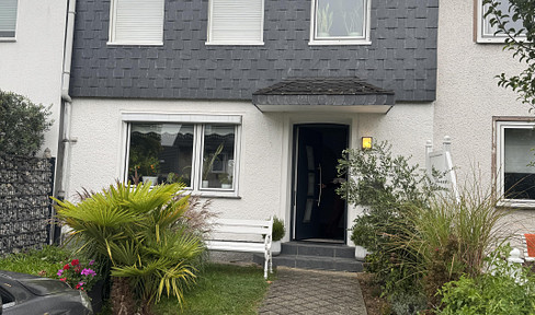 🏡 Modern solid mid-terraced house, Heiligenhaus - estate agent-free, family-friendly & ready to move into