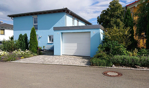 Wohnhaus mit ELW in traumhafter Lage von Hechingen mit Blick auf die Burg Hohenzollern
