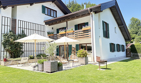 Charming corner house in Bad Wiessee