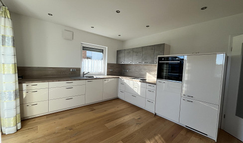 Traumhafte 2-Zimmer Wohnung barrierefrei mit Einbauküche und 2 Balkonen