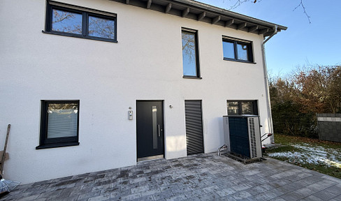 Exklusives Einfamilienhaus (KfW40plus) mit 7 Zimmern, Wellnessbereich, High-End-Technik