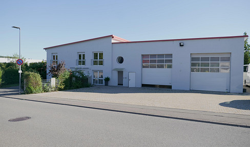 Haus mit großer Gewerbefläche - 2 Hallen, Büro, Waschplatz