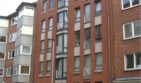 Ready-to-occupy 2-room apartment with new shower room and parking space