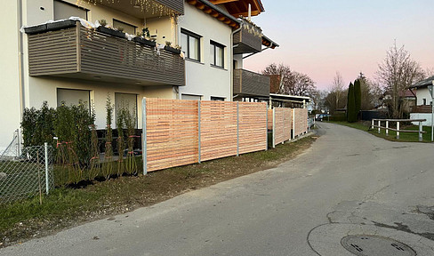 Stilvolle, barrierefreie 4-Zimmer-Erdgeschosswohnung mit Terrasse