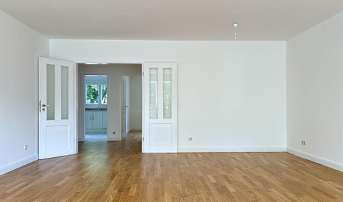 Helle & bezugsfreie 2-Zimmer-Wohnung mit TG-Stellplatz in Hamburg-Jenfeld