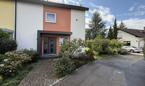 Gepflegtes Dreifamilienhaus mit Weitblick und attraktiven Extras