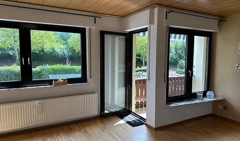 Beautiful 3-room apartment in small residential complex - FREE OF PROVISION-