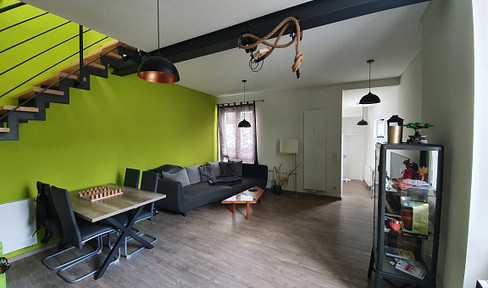 2.5 room loft apartment with EBK