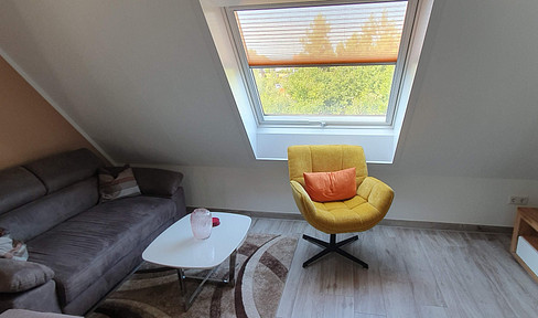 Stylish, fully furnished apartment with balcony in a central location