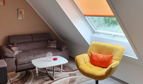 Stylish, fully furnished apartment with balcony in a central location