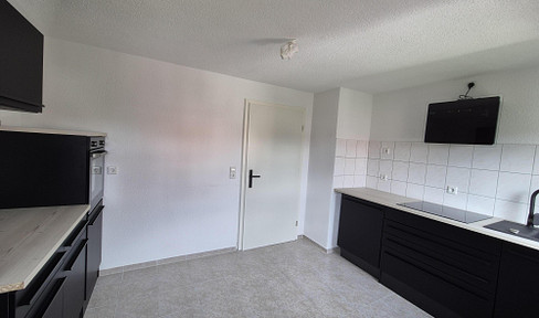 First occupancy after modernization, bright maisonette apartment