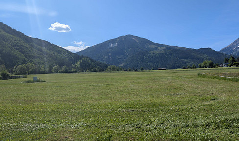 Schöner Baugrund mit Ausblick zu den Hallermauern und Gesäuse Berge