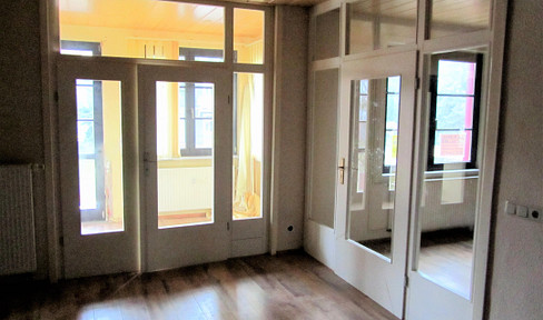 ZENTRUM BAD TABARZ: BEAUTIFUL 4-5-ROOM APARTMENT + BALCONY, REFURBISHED 4FH, 1st floor, 2xcar