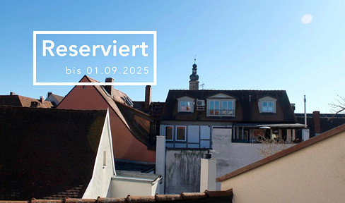 Roof terrace apartment in a dream location, commission-free