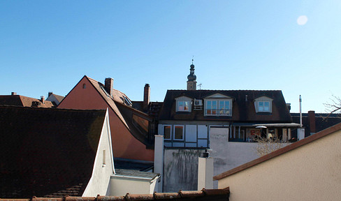 Roof terrace apartment in a dream location, commission-free