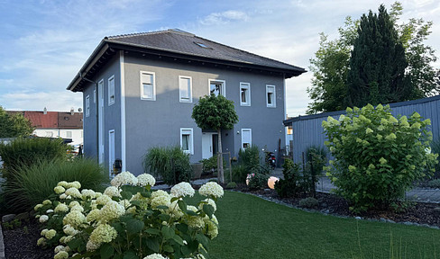 Exclusive family villa in Landau a.d. Isar