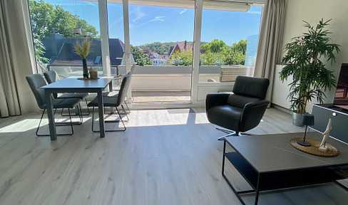 MOVE IN AND FEEL AT HOME... modern 2-room apartment in a prime location.