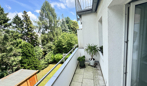 Bright 3-room apartment with two balconies in Düsseldorf - Vennhausen