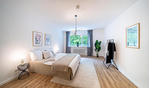 Attractive 3-room apartment with balcony - freshly renovated and commission-free