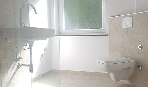 Schöne, helle 70qm EG Wohnung mit Balkon