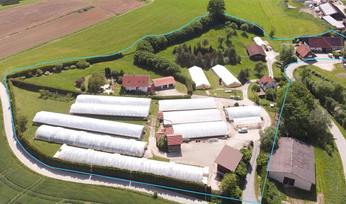 Sale of an idyllic vegetable farm with farmstead