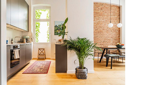 STYLISH FULLY-FURNISHED 1-BEDROOM APARTMENT FOR RENT