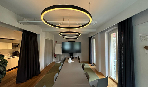 Furnished office floor