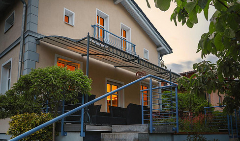 Stylish ensemble with beautiful garden in a quiet location in a sought-after district of Potsdam
