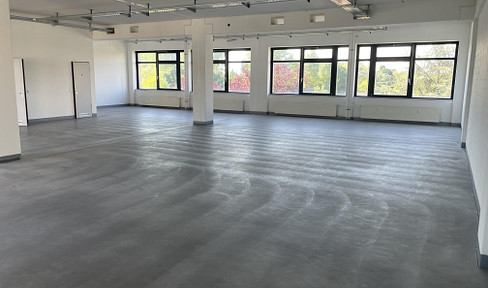 Inexpensive, individually usable commercial space in the modern econopark Berlin-Hellersdorf