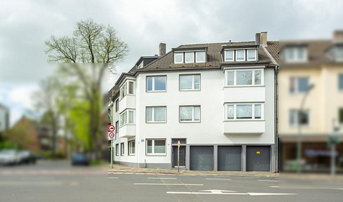 Flooded with light & modern: Renovated 3-room apartment with balcony in Düsseldorf-Hassels