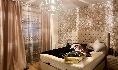 Schön geschnittene & helle 2-Zimmerwohnung mit Balkon in Bad Soden